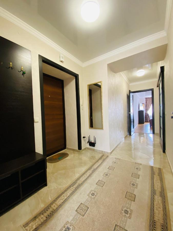 Центр. Поруч Парк Та Став Apartment Ternopil Bagian luar foto